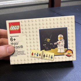 LEGO Space: Classic Spaceman Minifigure (5002812)