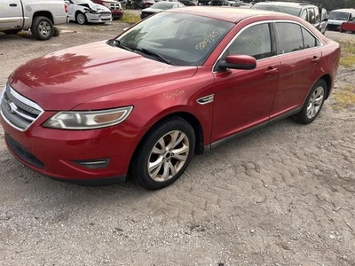 Guantera TAURUS 2011 554559 Foto 1 de 4