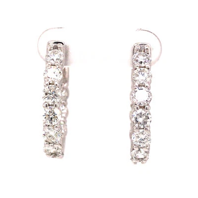 Aretes tipo argolla de diamantes de oro blanco de 18 quilates Foto 1 de 4