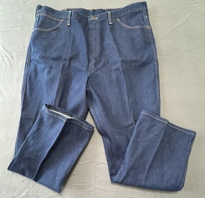 Pantalones de mezclilla Wrangler vintage para hombre 42x32 ajuste regular hechos en EE. UU. 0945DEN NUEVOS SIN ETIQUETAS Foto 1 de 4