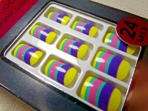 Pretty Secrets Nails Shiny Rainbow Yellow Pink Purple glue on Short - Picture 1 of 3