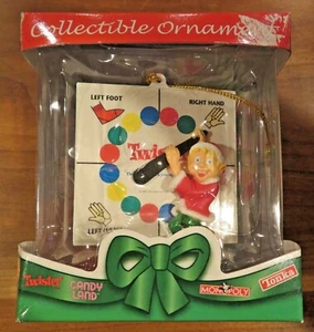 HASBRO 2004 TWISTER Game Spinner with Elf Ornament  Basic Fun  NEW - Picture 1 of 4