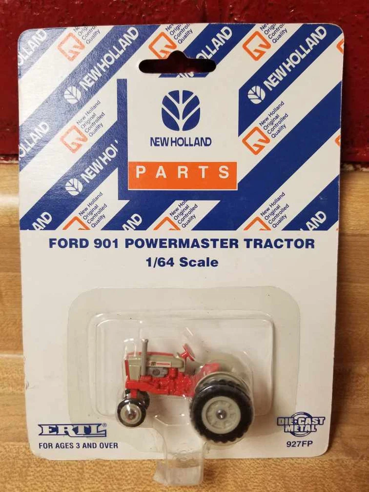 Ertl Ford 901 Powermaster Diecast Tractor 1/64 Scale 927FP Holland
