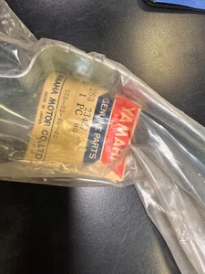 Yamaha DT1MX RT1MX AT1MX AT2M ATMX HT1MX # Plate Holder PT#263-23487-00 NOS OEM - Picture 1 of 3