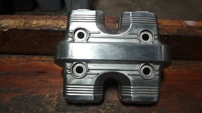 1982 HONDA VF750 MAGNA V45 VF 750 HM752 ENGINE CYLINDER HEAD VALVE COVER REAR - Image 1 of 4