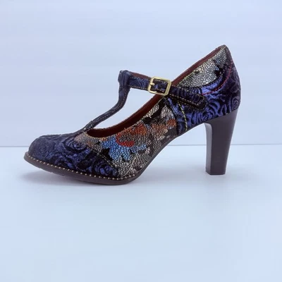 L'Artiste by Spring Step Women's Mazie T-Bar Pump Blue Size 8.5 with Box - Image 1 of 4