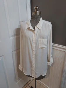 Blusa para mujer Nanette Lepore color crema LS semi transparente con botones talla L excelente estado 😊envío rápido - Imagen 1 de 7