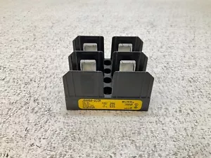 Cooper Bussmann J60060-2COR 2 Pole Fuse Holder 600 V 60 Amp J60060 (TSC) - Picture 1 of 8