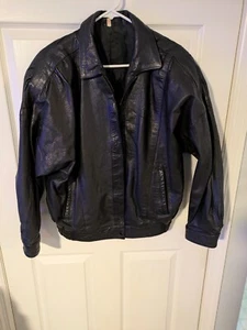 Chaqueta de cuero negra resistente para mujer adulta de colección, talla 42 grande - Imagen 1 de 6
