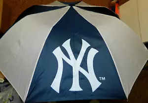 AS IS New York Yankees baseball 42" push button Team umbrella MLB Travel last 1 - Picture 1 of 7