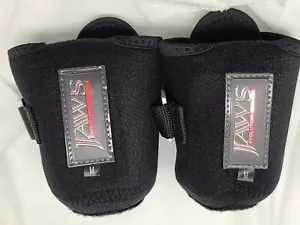 Two JAWS size M COVER FOR Daiwa Lexa 400 Shimano Tranx 400 500 TN16A reel blk - Picture 1 of 13