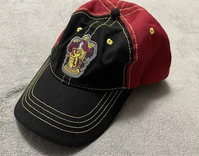 Gorra de béisbol Gryffindor Harry Potter Universal Studios Mundo Mágico negra roja Foto 1 de 4