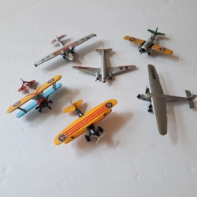 Bachmann Mini-Planes Lot of 6 - Image 1 of 4