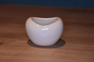 Mini Orchideentopf Übertopf Blumentopf Porzellan herz- schiffchenförmig weiß - Bild 1 von 11