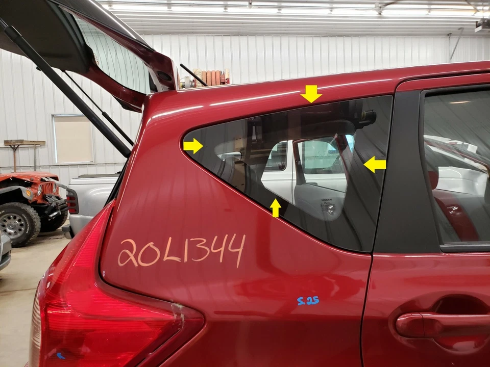 15 NISSAN VERSA HATCHBACK BILLETE PASAJERO CUARTO DERECHO VENTANA CRISTAL SOLAMENTE Foto 1 de 1