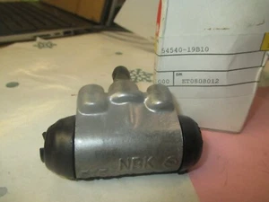 NOS Suzuki LT-F 250-300 REAR BRAKE MASTER CYLINDER 54540-19B10 - Picture 1 of 5