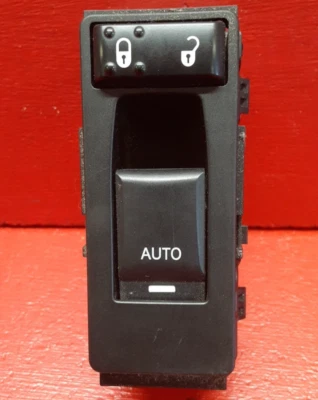 Interruptor de bloqueo de ventana y puerta para pasajero derecho Chrysler Dodge Jeep 2007-2014 Foto 1 de 4