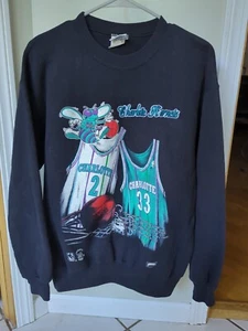 Vtg 90's Nutmeg Sweatshirt NBA Charlotte Hornets Larry Johnson Alonzo Mourning M - Picture 1 of 12