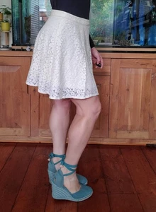 Topshop Minirock weiß creme elfenbein Blumen Spitze Größe UK 10  - Bild 1 von 7