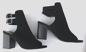 Bamboo Strappy Peep Toe Block Heel Black Booties Size 8 Open Toe - Picture 1 of 11