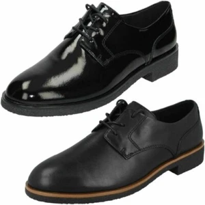 Ladies Clarks Griffin Lane Formal Shoes - Picture 1 of 19