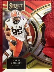 2023 Panini Select - Premier Level Red & Yellow Prizm Die-Cut #152 Myles Garrett - Bild 1 von 4