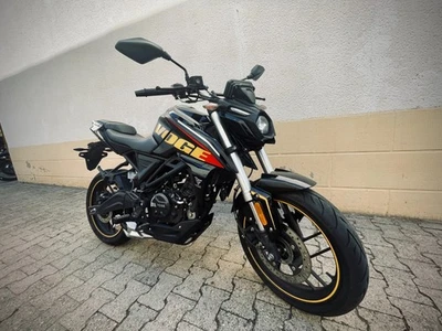 VOGE 125 R yzf cbr r125 Motorrad nake bike 125R 125er Anfänger Felgen LED 15PS - Bild 1 von 4