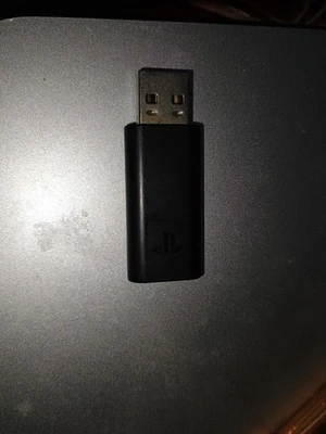 Sony Playstation PS4 USB Dongle Modell CUHYA-0081 Wireless Headset Adapter GEBRAUCHT - Bild 1 von 2