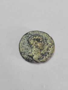 ANCIENT ROMAN COIN OF TRAJAN! HUGE COIN! ROMA TRAMPLING DACIAN!  - Picture 1 of 3