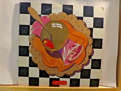 WARNER BROS Appetizer Dbl LP Various Artists Van Morrison Alice Cooper Doobie NM - Image 1 of 4