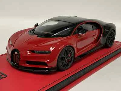 1/18 AutoArt Bugatti Chiron sport in Italian Red and Carbon   70996 Leather Base - Image 1 of 4