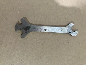 Vintage Lawnmower Wrench Various Sized Socket Hand Wrench 4" Long - Picture 1 of 2