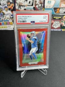 2024 Panini Prizm Deca Football Jared Goff Red Prizm /199 Lions #100 PSA MINT 9 - Bild 1 von 2
