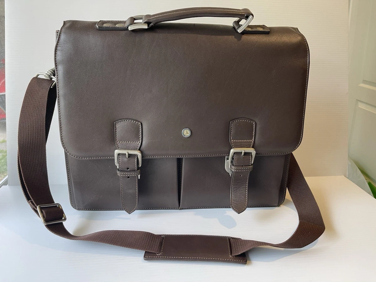 Mercedes-Benz メッセンジャーバッグ ダークブラウン Mercedes-Benz メッセンジャーバッグ ダークブラウン Mercedes-Benz