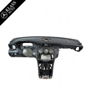 Tableau de bord  Mercedes C 200 cdi W205  A2056803587 9J38 - Imagen 1 de 6