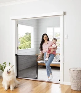 Perma Child Safety Extra Wide Warm Black Retractable Gate 1.8m Wide 84cm Tall - Picture 1 of 5