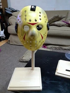 JASON VOORHEES MICHAEL MYERS MASKENSTÄNDER - PLZ BESCHREIBUNG LESEN - Bild 1 von 6