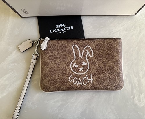 NUOVO BRACCIALETTO CONIGLIO CONIGLIO LUNARE FIRMATO COACH TANN GESSO CF939