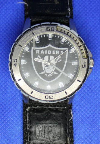 NFL Oakland Raiders Game Time Veteran Series Watch Cover
