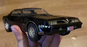 Malibu International 1:24 Scale 1977 Pontiac Trans AM - Used No Box Very Cool! - Picture 1 of 23