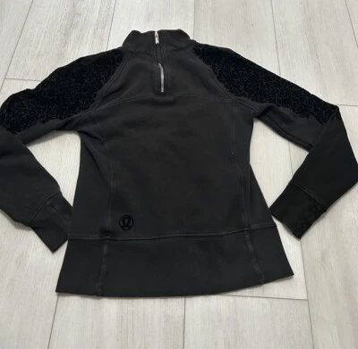 Sudadera Pullover Lululemon Floral Terciopelo Flock Negra Talla 6 - Negra 1/4 Cremallera Foto 1 de 4