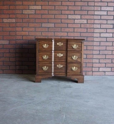 Chairside Chest ~ Chest ~ Traditional Chest ~ Nightstand ~ Bedside Chest - Image 1 of 4