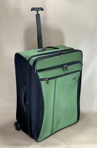 Victorinox Werks Traveler 3.0 Upright 27” Expandable Suitcase Emerald/ Black - Picture 1 of 12