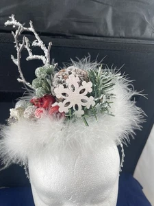 Diadema Fascinator navideña hecha a mano tocado cuentas bayas fiesta única - Imagen 1 de 15