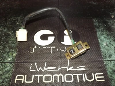 81-85 USDM OEM Nissan Datsun 720 Pickup cubierta de encendido interruptor de peligro conjunto Foto 1 de 4