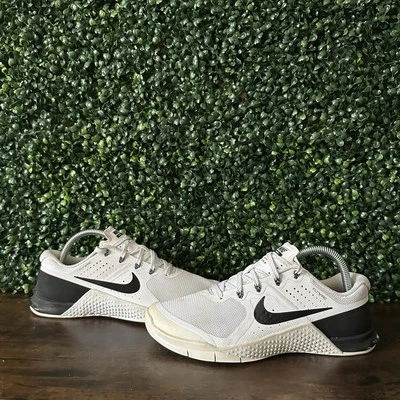 Nike Metcon 2 Flywire Womens Size 8.5 Gym Shoes Low Top Black White Crosstrain - Image 1 of 4