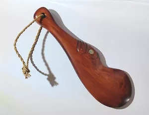 Vintage New Zealand Wood Carved Maori Wahaika Club With Shell Inlay (9x3x27cm) - Foto 1 di 4