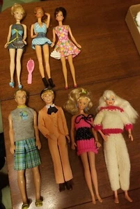 Vintage LOT 7 Barbie, Disney, Hasbro Dolls. 5 Mattel Inc,1 Disney, 1 Hasbro - Picture 1 of 12