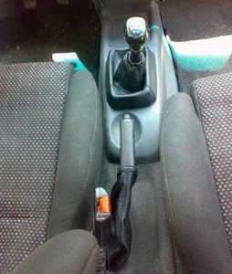 Opel Corsa B cuffia cambio e freno in vera pelle nera - Foto 1 di 1