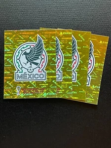 Pegatinas Panini Copa Mundial de la FIFA Qatar 2022 x1 LOGOTIPO DEL EQUIPO MEXICANO LÁMINA DORADA - Imagen 1 de 2